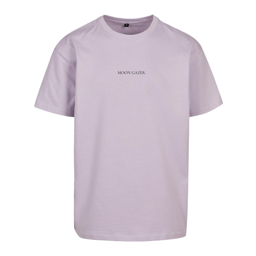 MOON GAZER T-Shirt in Flieder – Loose Fit, 100% Baumwolle, Vorderseite